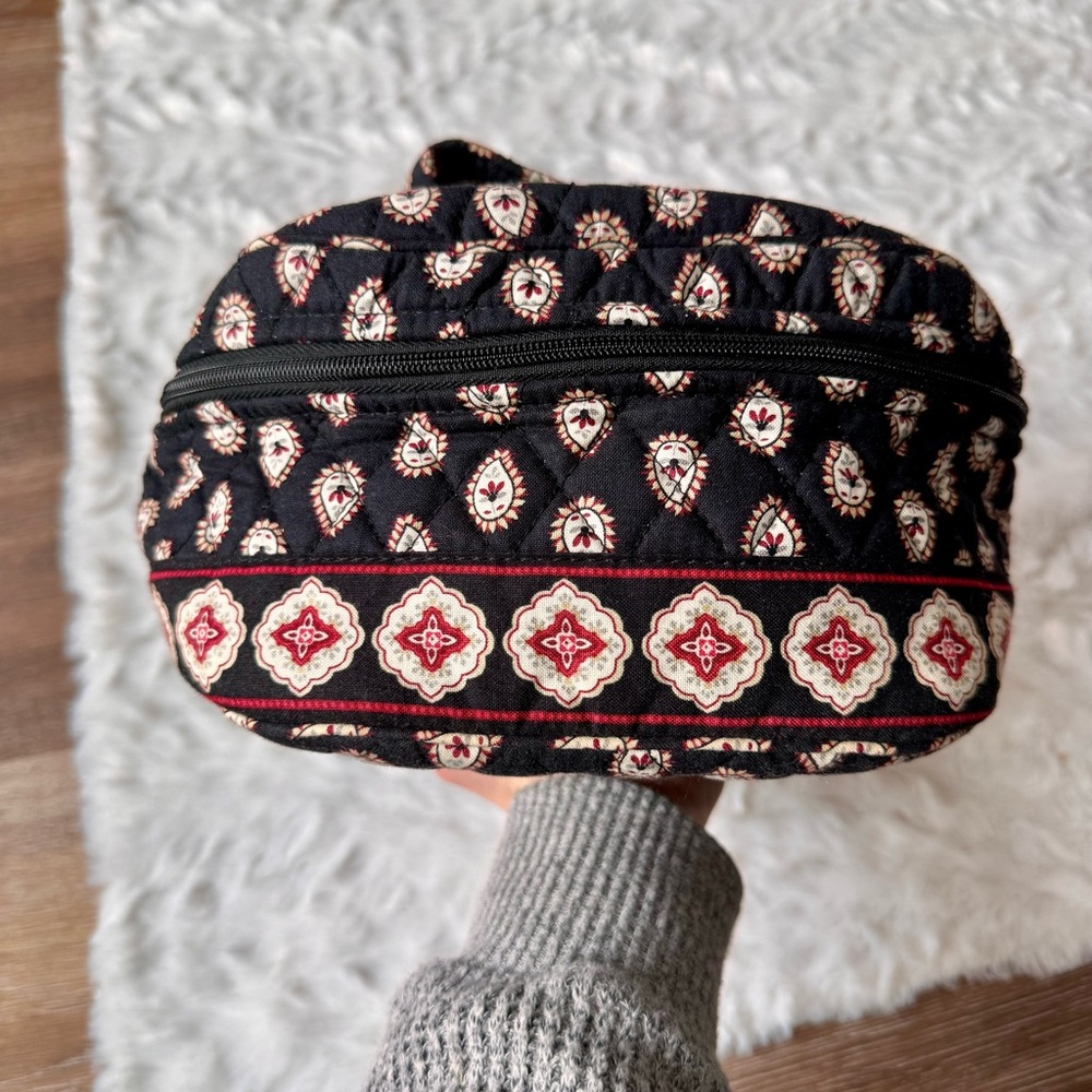 Vera Bradley Black Red Quilted Oval Travel Cosmetic Bag Retired Print - Picture 5 of 7